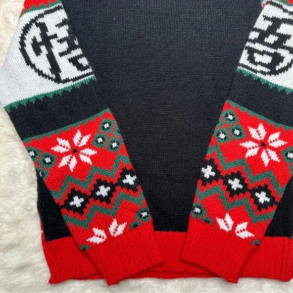 Dragon Ball Z Holiday Sweater Red/Green/White/Black Size 6 - Picture 14 of 16